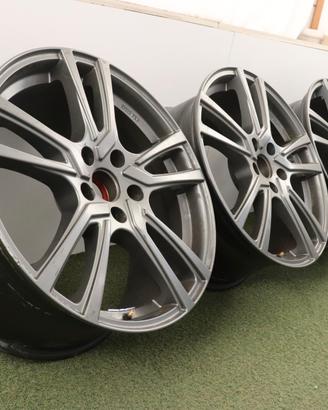 Cerchi in lega Golf Audi BMW Mercedes 18