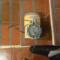 Compressore silenziato a membrana per aerografo