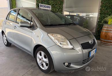 Toyota Yaris 1.3 3 porte Luna