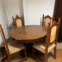 Tavolo rotondo in legno allungabile con 4 sedie