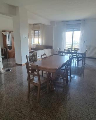 Fermo 4 posti letto 300mt da ingegneria