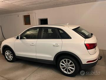 AUDI Q3 2.0 TDI 4x4 S Line -Anno 2015-