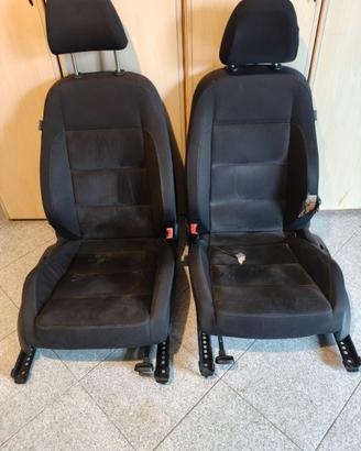 Sedili Alcantara_VW Golf VI Highline