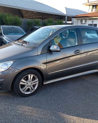 Mercedes-benz B 180 CDI Executive 2010