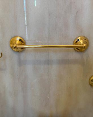 Set accessori bagno oro o argento