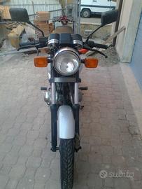 Suzuki GSX 250 - 1982