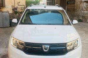 dacia sandero 1.0 100cv gpl casa madre 2020