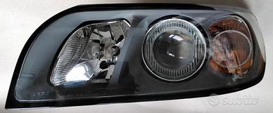 Fanali anteriori volvo V50