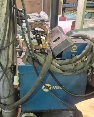 Saldatrice a filo Miller Blu-Pak 45 con trainafilo