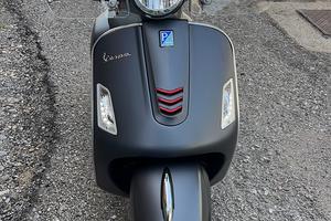 Vespa 300 gts super sport