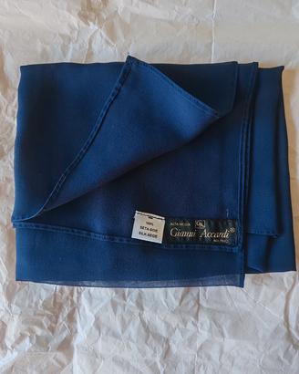 Pashmina blu in seta