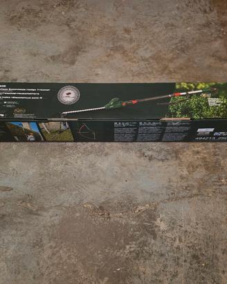 Tagliasiepe Parkside telescopico a batteria