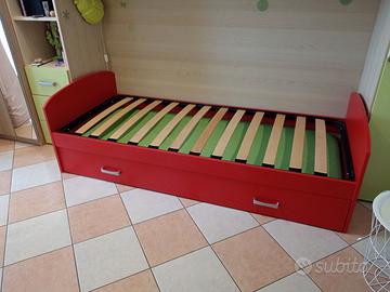 Letti singoli per cameretta con reti e materasso