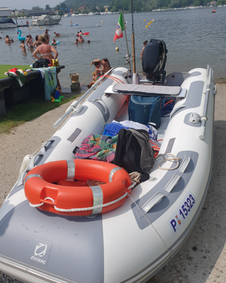 Zodiac tender 230