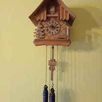 Orologio a Cucù in Legno della Foresta Nera