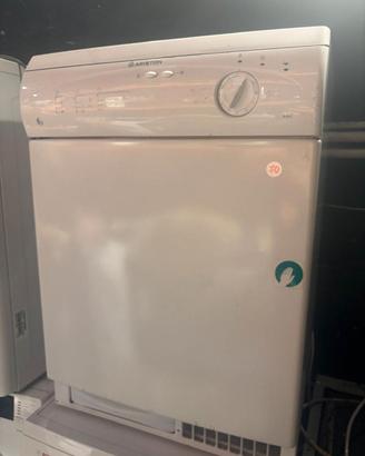 Asciugatrice Ariston A46C, 7 kg, usata
