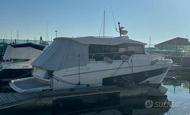 Cranchi T36 Crossover