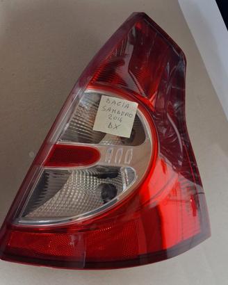 FANALE POSTERIORE DESTRO DX DACIA SANDERO USATO