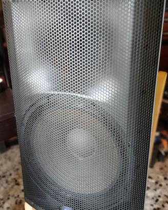 cassa turbosound ix 15