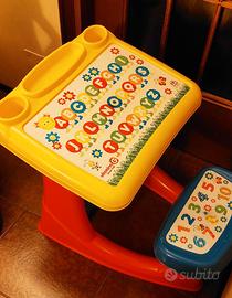 gioco banco scuola bambino