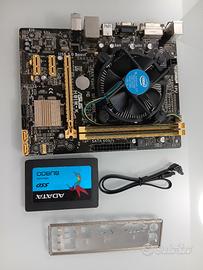 Lotto INTEL scheda madre + CPU + RAM + SSD