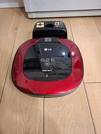 LG Hom-Bot Square