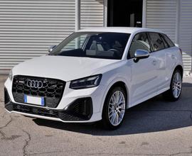AUDI SQ2 2.0 Tfsi Quattro S-tronic (Matrix)