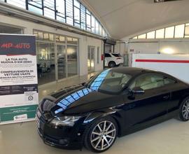 Audi TT Coupe 2.0 tfsi s-tronic