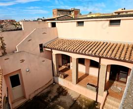 Casa indipendente di 130 mq con cortile di 38 mq