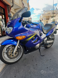 Suzuki gsx f 600,