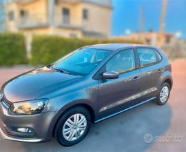 VOLKSWAGEN Polo 5ª serie - 2015