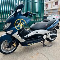 Yamaha TMAX