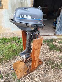 Fuoribordo Yamaha 4T , 4 CV