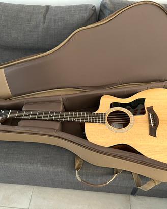 Chitarra Taylor 114ce + accessori
