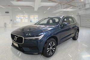 VOLVO XC60 B4 D AWD AUTOMATICO MOMENTUM PRO 5 PORT