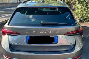 Skoda Octavia 1.0 TSI 2023 33.5k km 20.900€