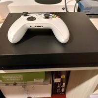 CONSOLE XBOX ONE X + GIOCHI 