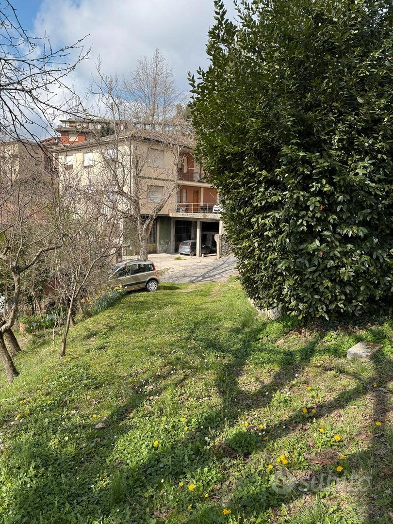 Terreno + sovrastante fabbricato da ristrutturare - Vista 4