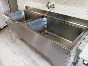 lavello in acciaio doppia vasca