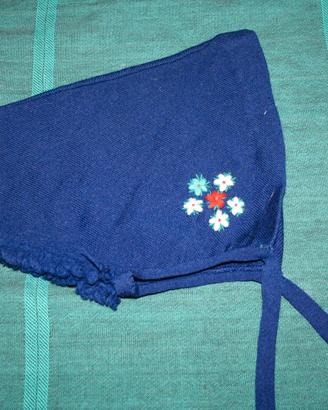 Cappello-foulard in lana vintage per bambina