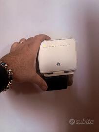 Router Modem Wi-Fi ADSL Huawei con alimentatore