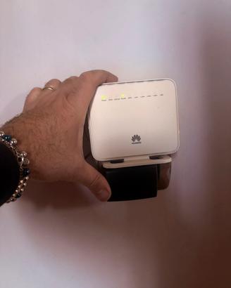Router Modem Wi-Fi ADSL Huawei con alimentatore