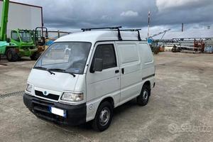 Autocarro Piaggio Porter (A)