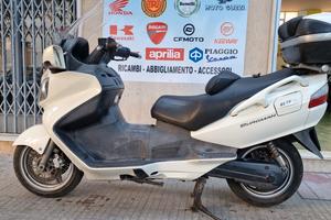 Suzuki Burgman 650 DE LUXE