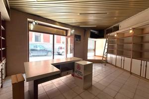 Autorimessa/Locale Pressi Via Amendola