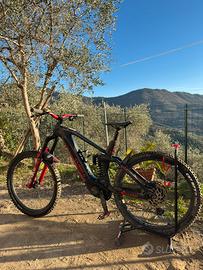 Cube Stereo hybrid 160 da 27.5