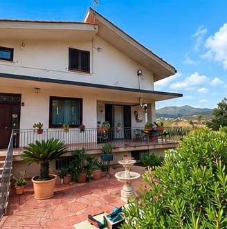 Asta-Villa con Giardino-Misilmeri(PA)