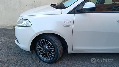 Lancia ypsilon 1.2 Elle serie speciale limited