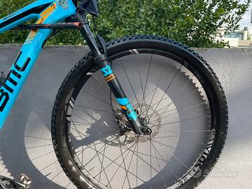 Vend o scambi Bmc teamelite 02 taglia s anno 18