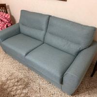 Divano tre posti comodi